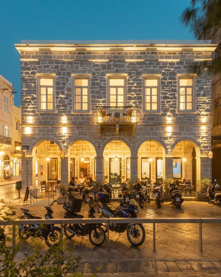Syros Soul Luxury Suites Ермополи Екстериор снимка