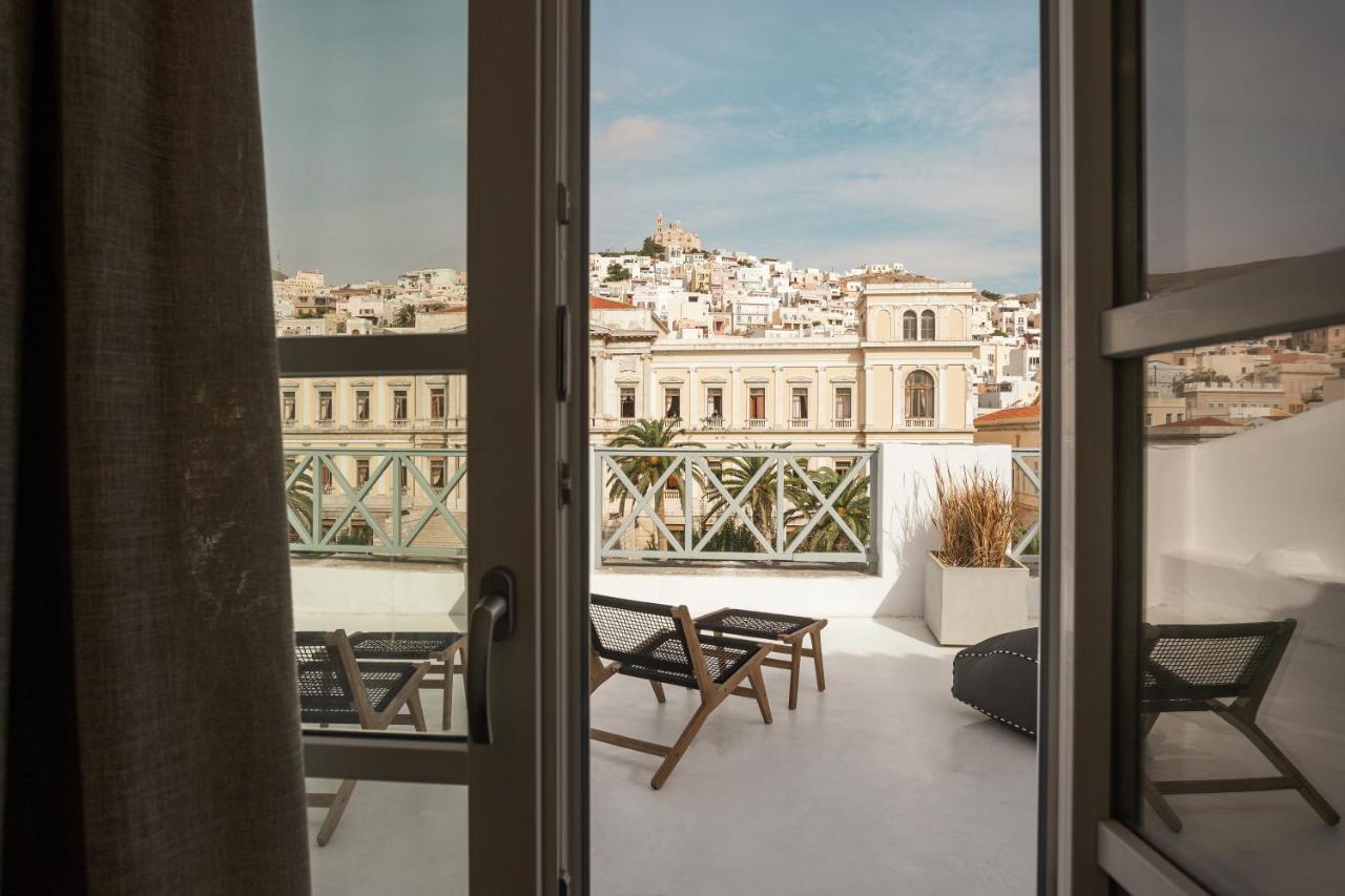 Syros Soul Luxury Suites Ермополи Екстериор снимка